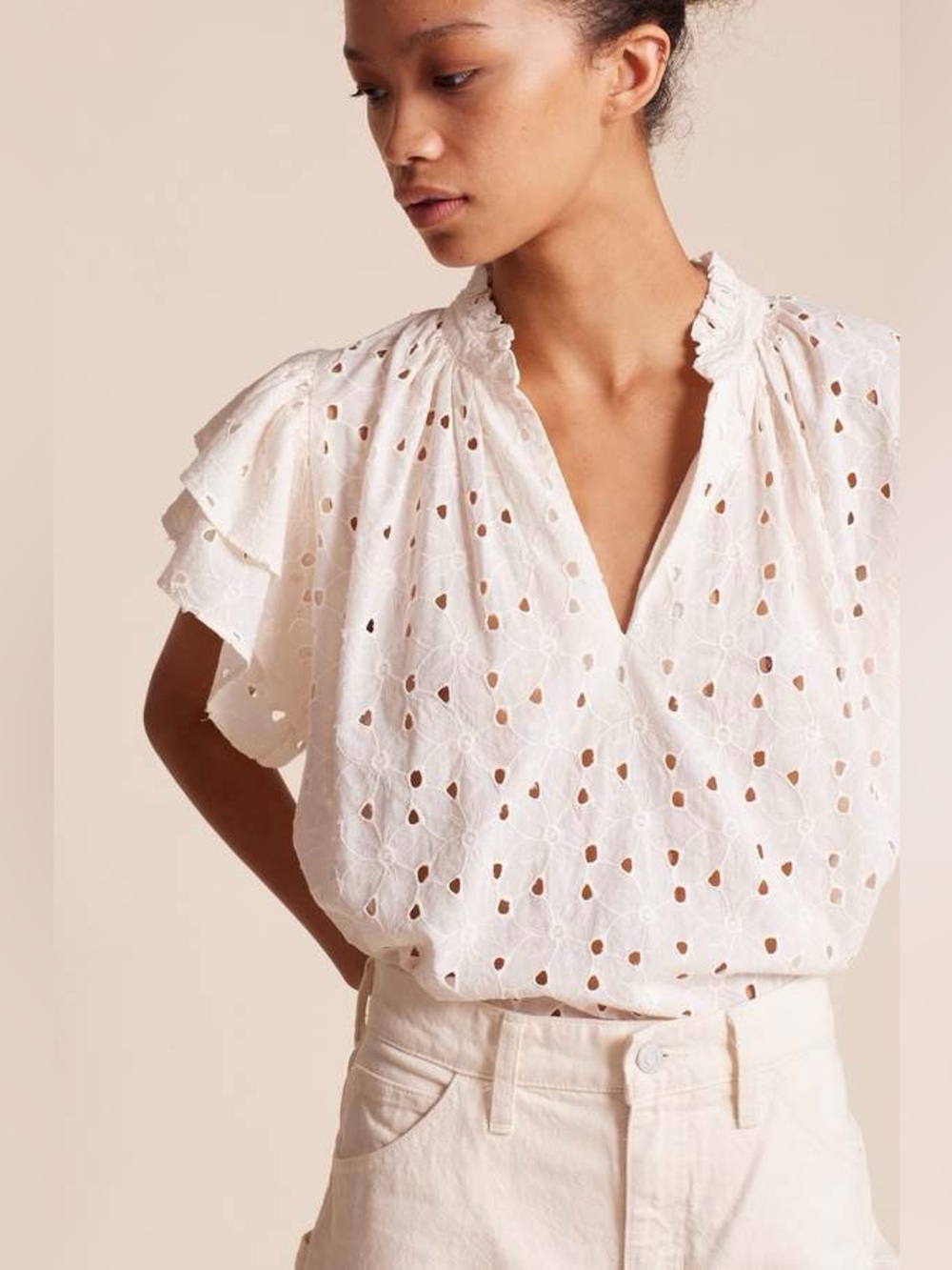 Trovata Birds of Paradis White Eyelet V-Neck Ruffle Sleeve Blouse
